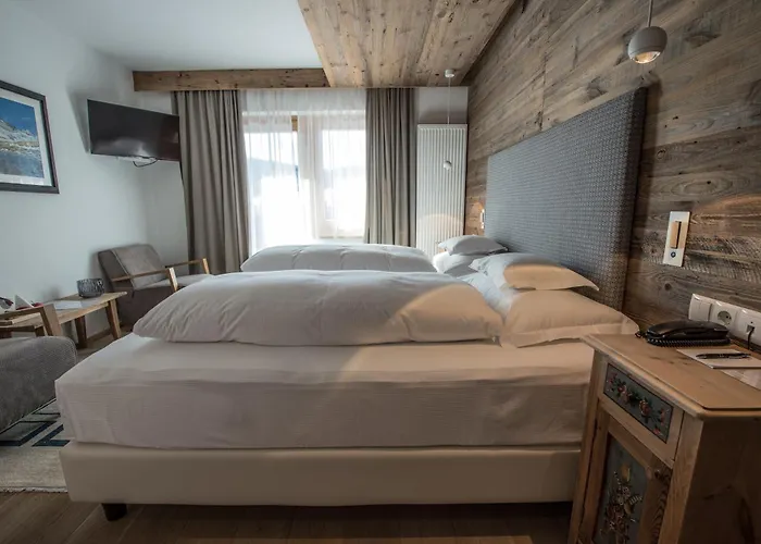 Hotel Ciasa Salares